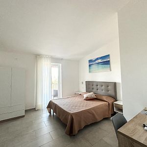 Camera con letto queen size